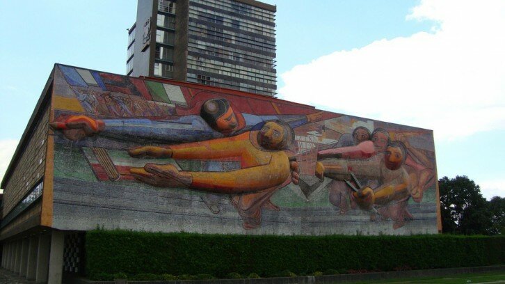"El pueblo a la universidad, la universidad al pueblo" de David A. Siqueiros