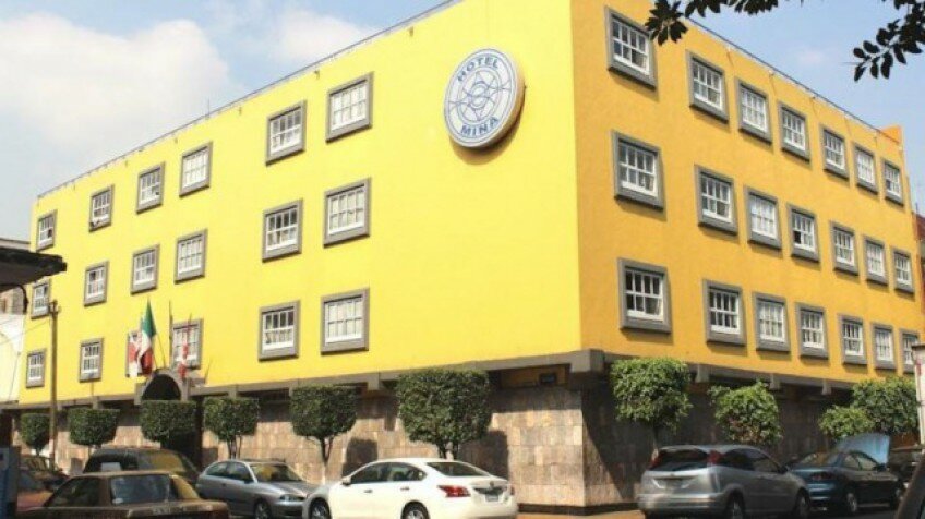 Hotel Mina