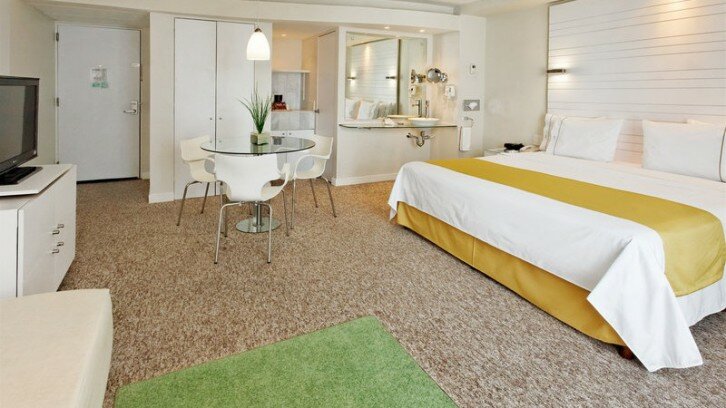 Holiday Inn Express Hotel & Suites at The WTC