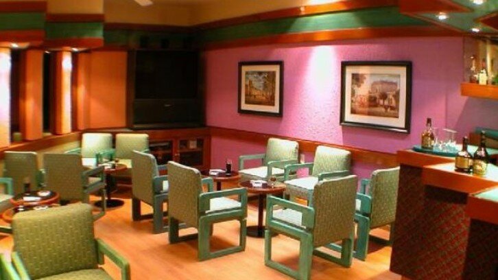 Hotel Segovia Regency