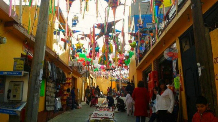 Fiesta de la Virgen de Guadalupe Santa Rosa Xochiac